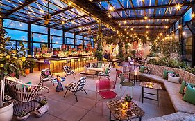Moxy Nyc East Village