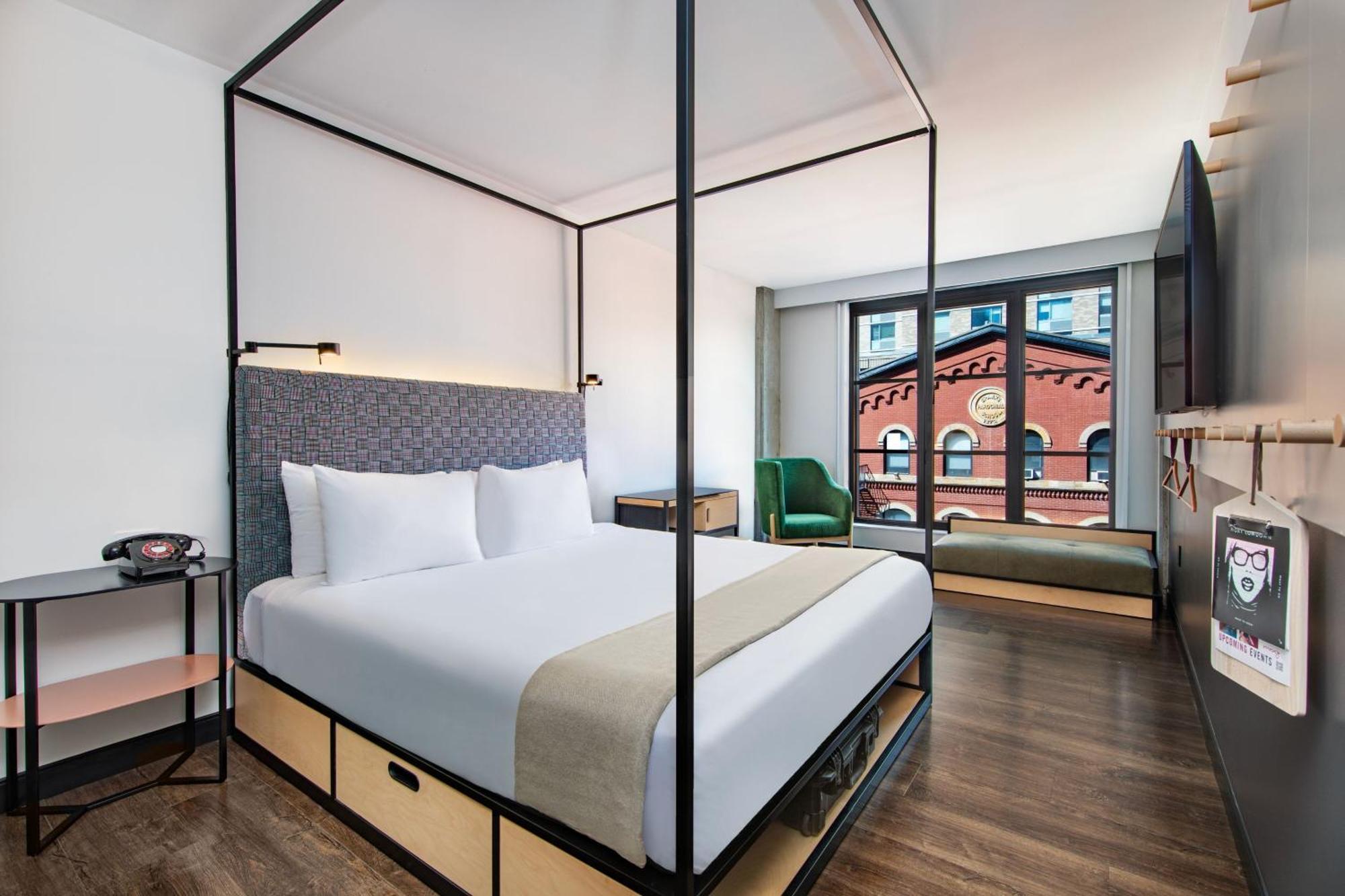 Moxy Nyc East Village New York Exterior photo