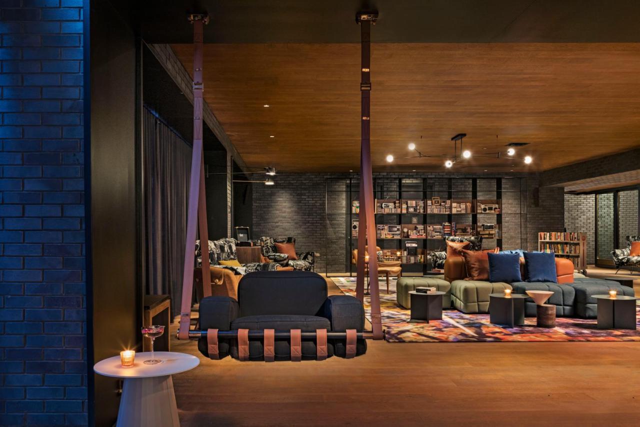 Moxy Nyc East Village New York Exterior photo